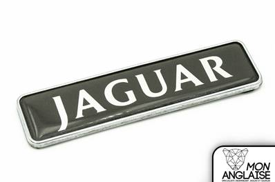 Badge de coffre Jaguar chrome - gris / Jaguar XJ8 de 1998 à 2002