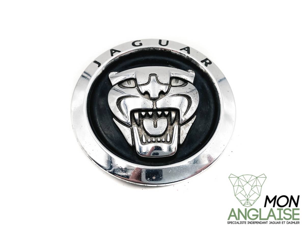  Badge  de  calandre  Jaguar  70mm d occasion de  Jaguar  XF 