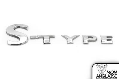 Badge - logo S-Type / Jaguar S-Type V6 - V8 de 2002.5 à 2008