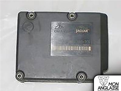 Module de commande ABS TCS / Jaguar XJ8 de 1999 à 2002